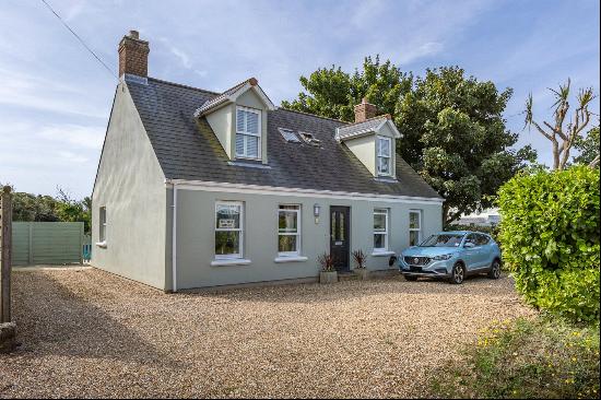 Mullbury Cottage, Forest Road, St Martin, GY4 6UJ