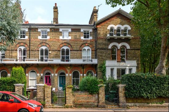 Beresford Terrace, London, N5 2DH