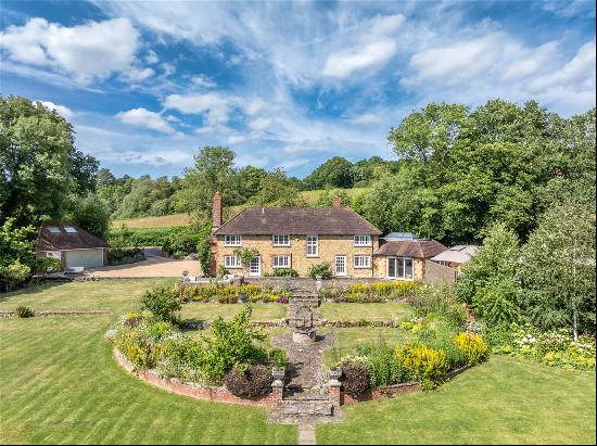 Smithwood Common, Cranleigh, Surrey, GU6 8QY