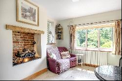 Allfreys Lane, Crowborough, East Sussex, TN6 3SG