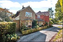 Broom Lane, Langton Green, Tunbridge Wells, Kent, TN3 0RA