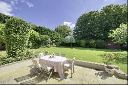 Brook Gardens, Kingston upon Thames, Surrey, KT2 7ET