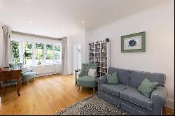 Brook Gardens, Kingston upon Thames, Surrey, KT2 7ET