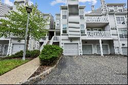 35 Markham Circle, ,, NJ, 07631