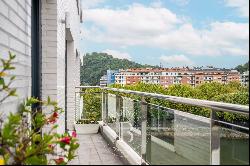 Design apartment with views of the beach