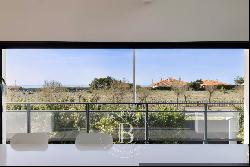 ANGLET, MAGNIFICENT HOUSE WITH SEA VIEW, WITHIN WALKING DISTANCE TO THE BEACH AND SHOPS