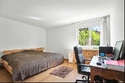 Beautiful garden flat | Sought-after location