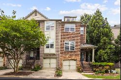 Pristine Brookhaven Townhome