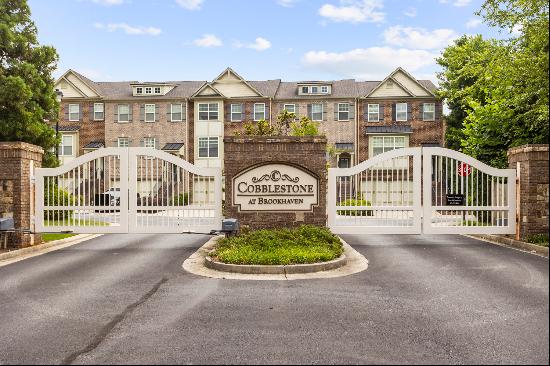 Pristine Brookhaven Townhome