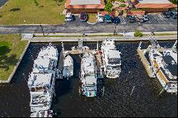 NAPLES - PORT OF THE ISLANDS