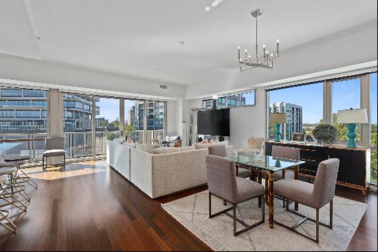 Breathtaking City Views In The Heart Of West Midtown