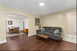 2812 Brentwood Ave, Brentwood PA 15227