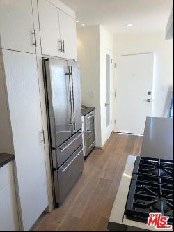 2721 2nd Street Unit 214, Santa Monica CA 90405