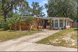 261 E Ferndell Avenue, Valparaiso FL 32580