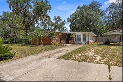 261 E Ferndell Avenue, Valparaiso FL 32580