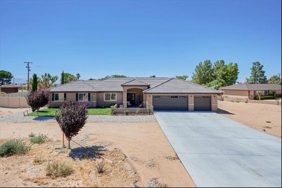 13012 Quapaw Road, Apple Valley CA 92308