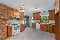 17 Bill Hill Road, Old Lyme CT 06371