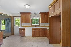 17 Bill Hill Road, Old Lyme CT 06371