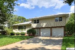 1513 S 98th Street, Omaha NE 68124