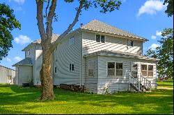 W6646 State Line Road, Walworth WI 53184