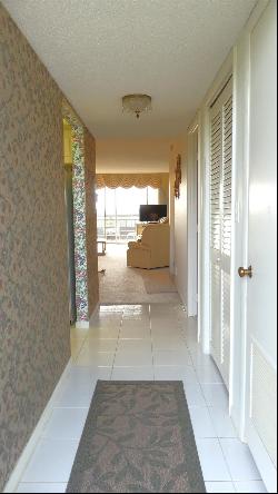 555 NW 4th Avenue #4020, Boca Raton FL 33432