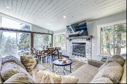 2106 Mewuk Drive, South Lake Tahoe CA 96150