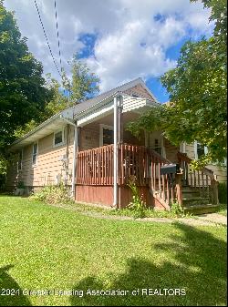 811 Mahlon Street, Lansing MI 48906