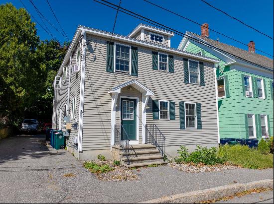 8 Kossuth Street, Biddeford ME 04005