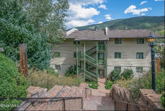 2448 Garmisch Dr Unit 8, Vail CO 81657