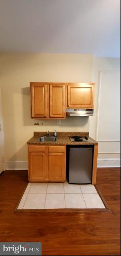 1324 Locust Street Unit 815, Philadelphia PA 19107