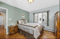 54 1st St, Medford MA 02155