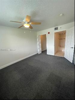 21150 SW 87th Ave Unit 102, Cutler Bay FL 33189