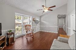 500 W Woodcroft Parkway Unit 13d, Durham NC 27713