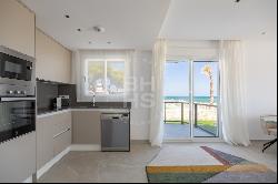 Luxurious Beachfront Apartment in Denia: Exquisite Living on the, Denia 03700