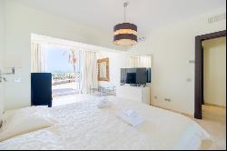 Exquisite elevated ground-floor apartment in Las Lomas del Marbe, Marbella 29602