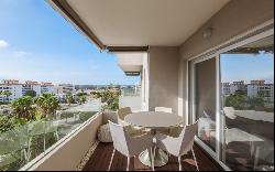 Excellent oportunity! Contemporary apartment in the centre of Nu, Marbella 29660