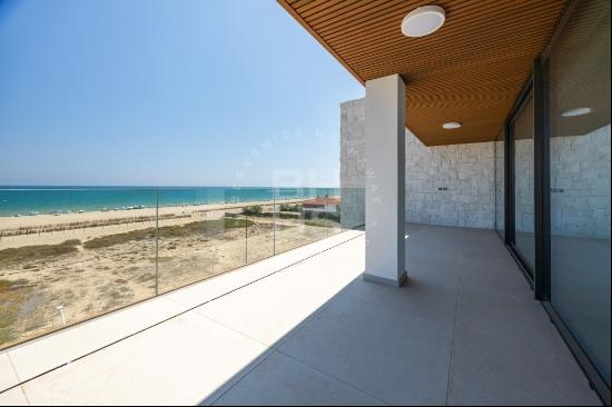 Luxury penthouse for sale with sea views and terrace for sale in, Denia 03700