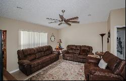 1300 Benton Lake Drive E, Deland FL 32724