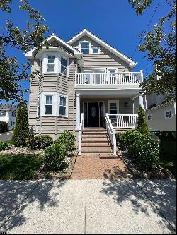 29 N Iroquois Ave, Margate NJ 08402