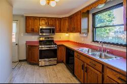 3355 Mcroberts Rd, Castle Shannon PA 15234