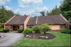 3540 Fox Run Drive, Salisbury Twp PA 18103