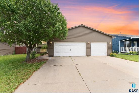 708 S Tanglewood Ave, Sioux Falls SD 57106