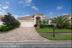 7798 Martino Cir, Naples FL 34112