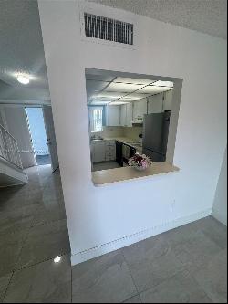 9363 Fontainebleau Blvd Unit H212, Miami FL 33172