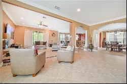 10212 Mimosa Silk Dr, Fort Myers FL 33913