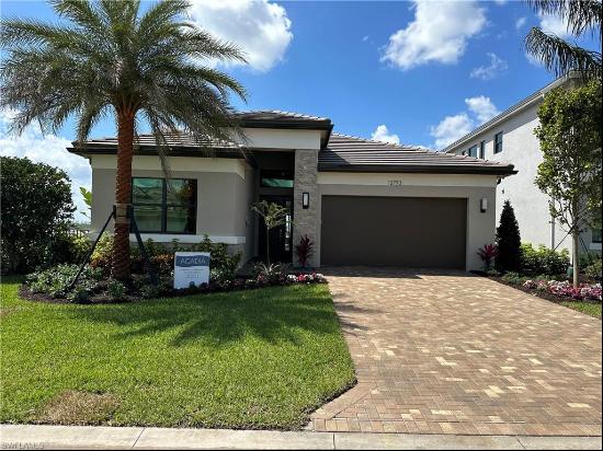 20522 Fair Oak Ln, Estero FL 33928