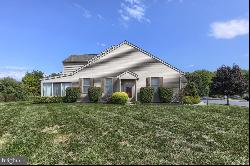 1979 Limestone Drive, Hummelstown PA 17036