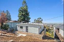 6633 Simson Street, Oakland CA 94605