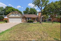 3901 Chestnut Street, Fort Worth TX 76137