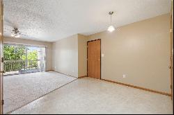 3633 Pheasant Lane Unit 6, Waterloo IA 50701